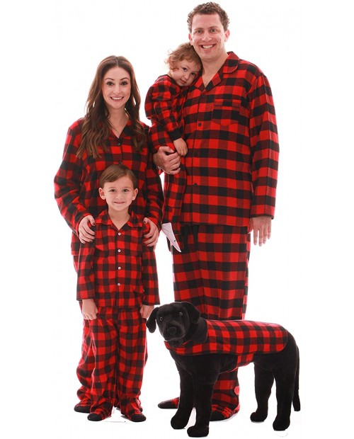 #followme Family Pajamas Buffalo Plaid Button-Front Microfleece Pajamas Set with Matching Socks at  Men’s Clothing store